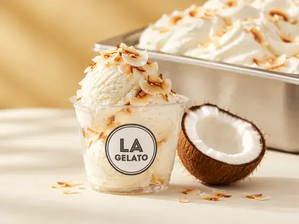 Gelato kelapa (coconut)