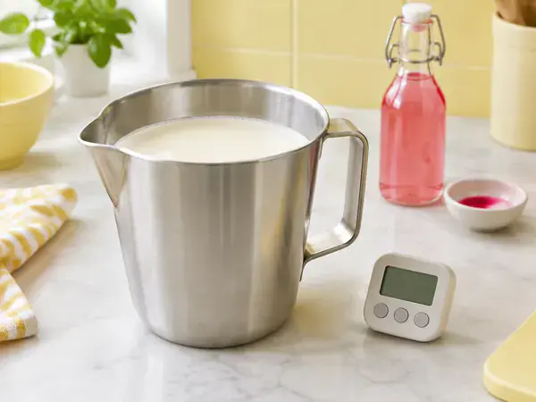Mixing maksimal 2 menit, pewarna paling akhir